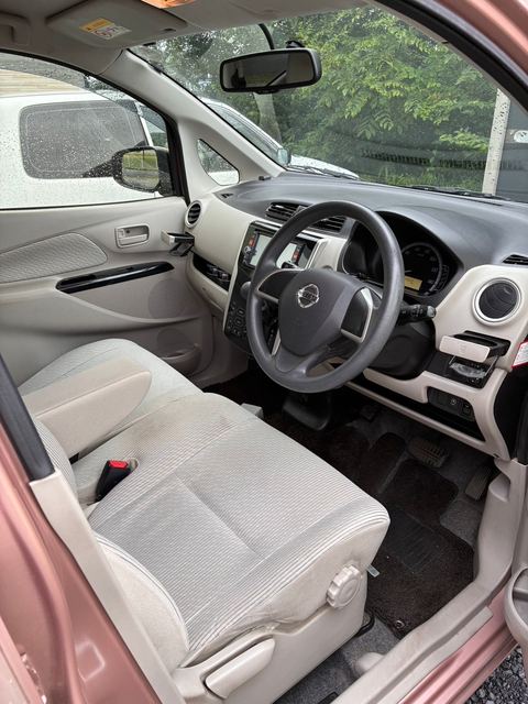日産デイズX 4WD の写真3