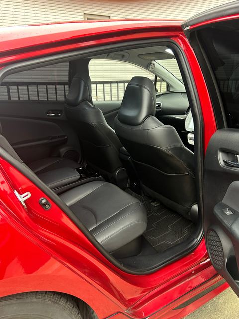 トヨタプリウスphv Aレザーパッケージ の写真5